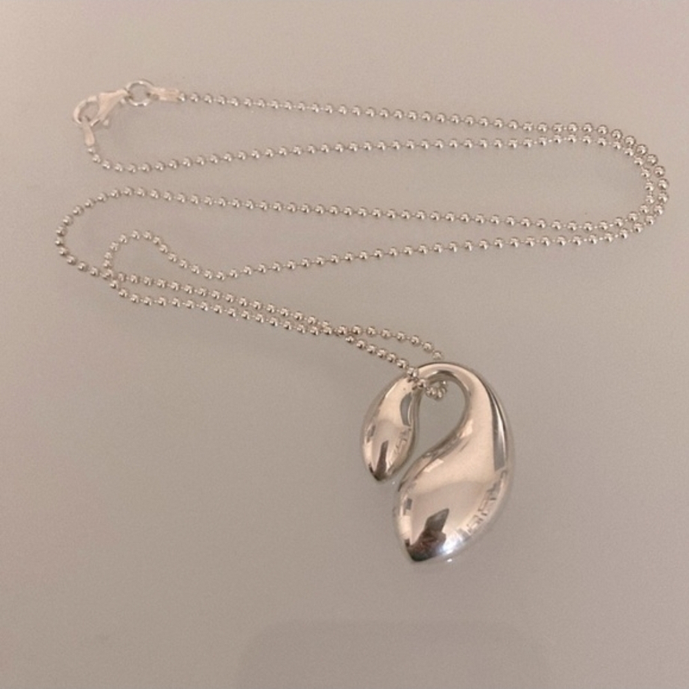 Tiffany & Co. Vintage Large Elsa Peretti Double Teardrop Pendant Necklace - Picture 2 of 5